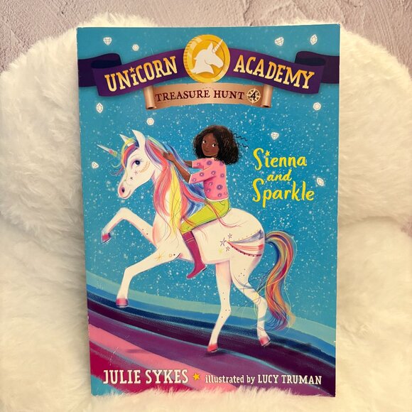 5 for $15 📕Unicorn Academy Treasure Hunt 4 Sienna and Sparkle Book (SKU: 145MI) - Picture 1 of 3